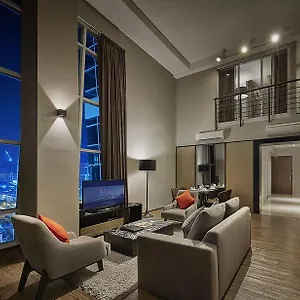 Maritime Luxury Suites Aparthotel